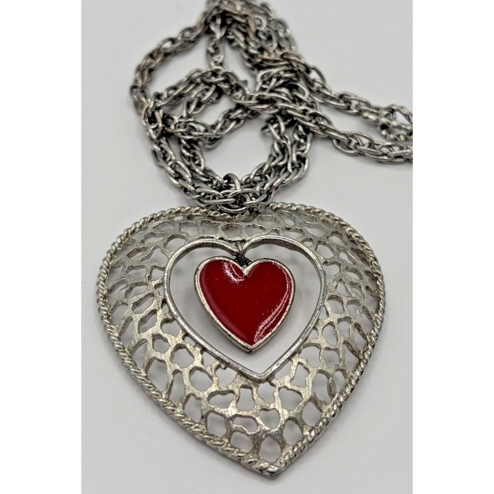Vintage SHP EXC Stanley Home Silver‎ Tone Openwork Red Enamel Heart Necklace